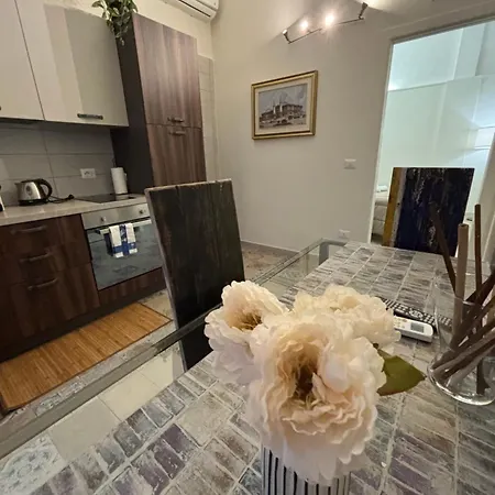 Whiteflower Апартаменты Бари